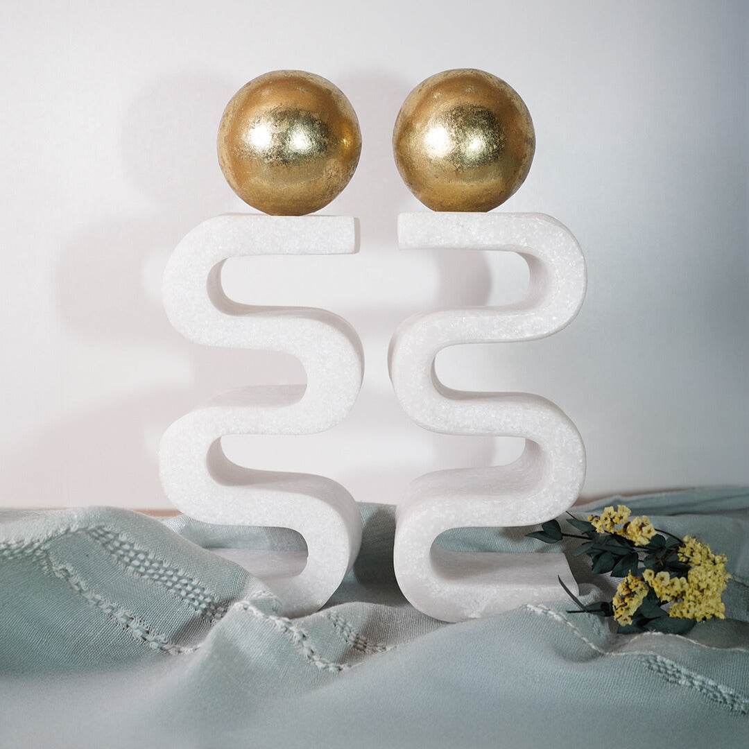 Balance Curve Sculpture White Gold - Urban Home