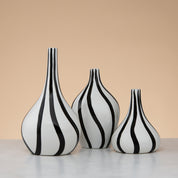Black & white vase