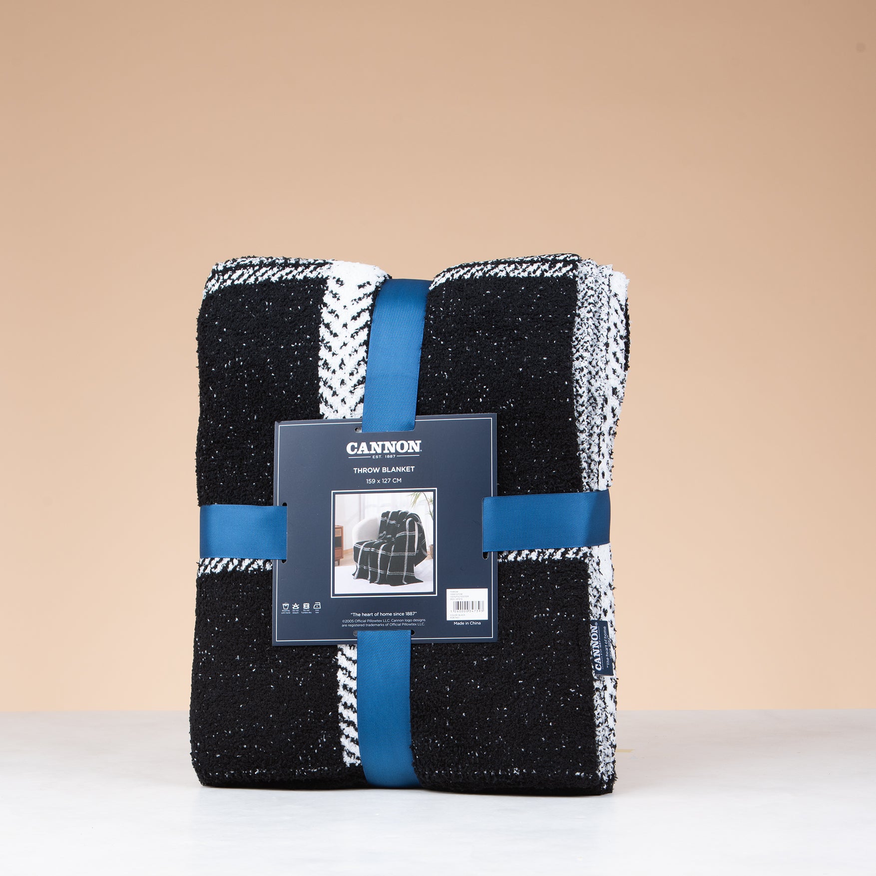 Cannon Plain Throw – 159x127 cm – Black