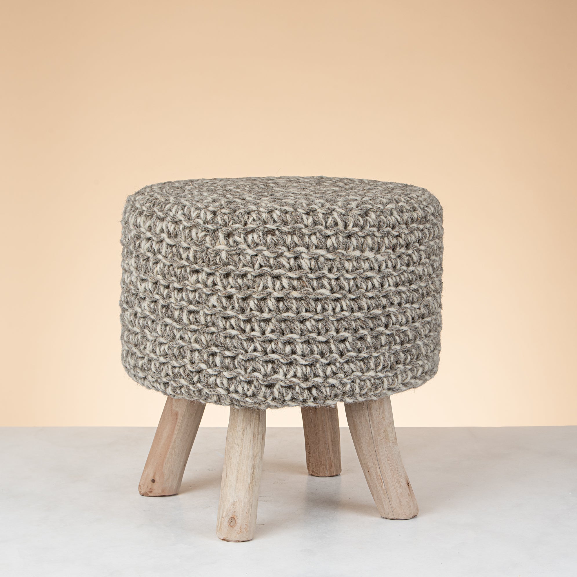 Cannon Hand-Knitted Wool Stool – 40x40x40 cm – Montana