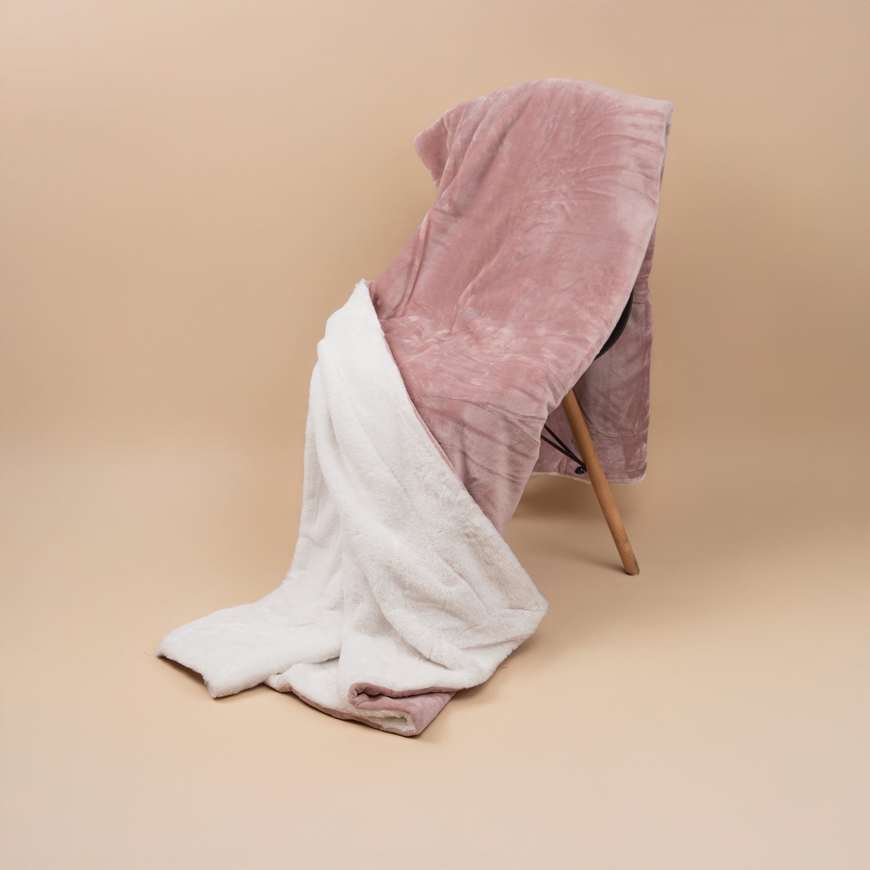Cannon Kelsey Faux Fur Blanket – 150x200 cm – Blush