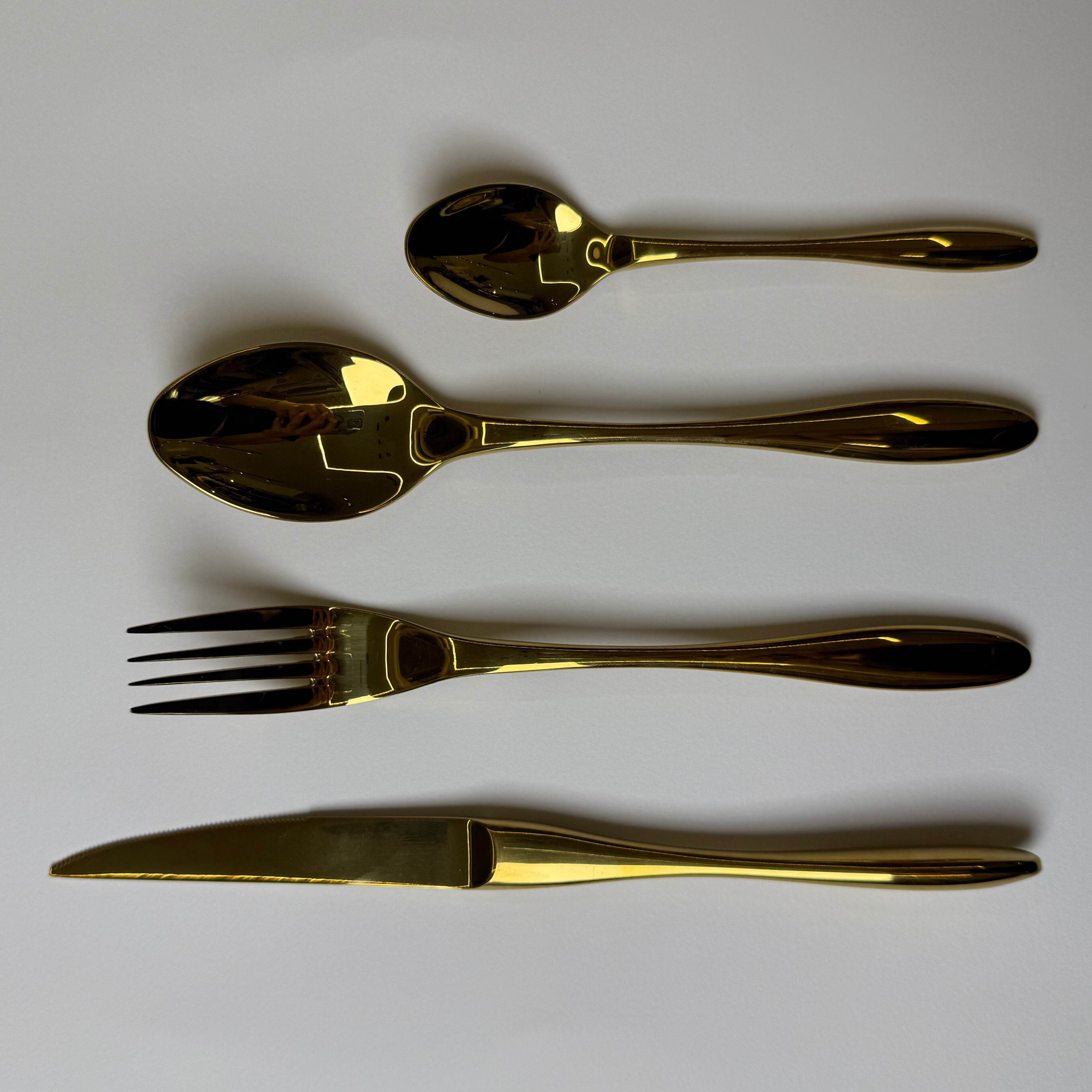 Luxury Gold Stainless Steel Cutlery Set 24 Pieces - Urban Home