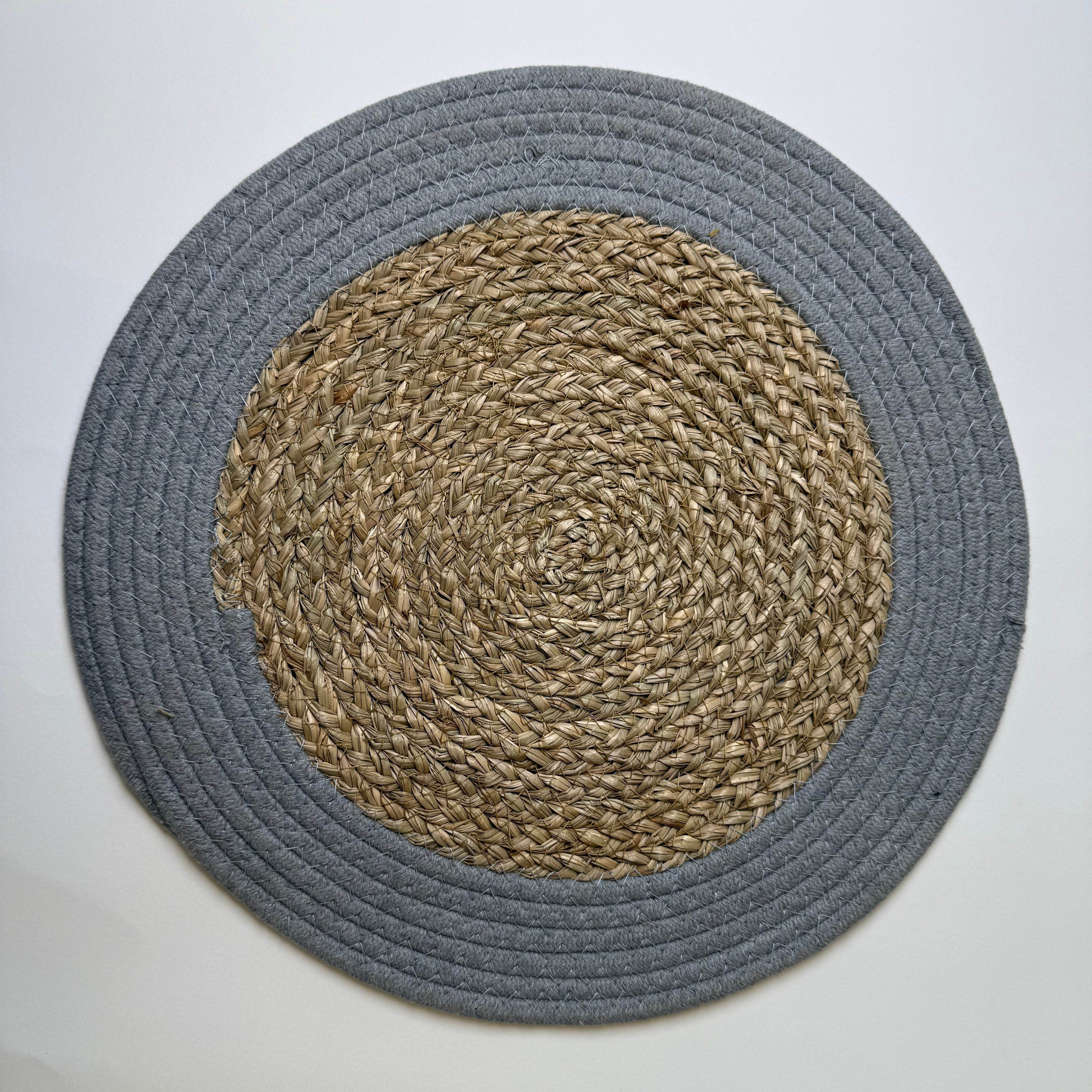 Woven Placemat With Gray Contour - Urban Home