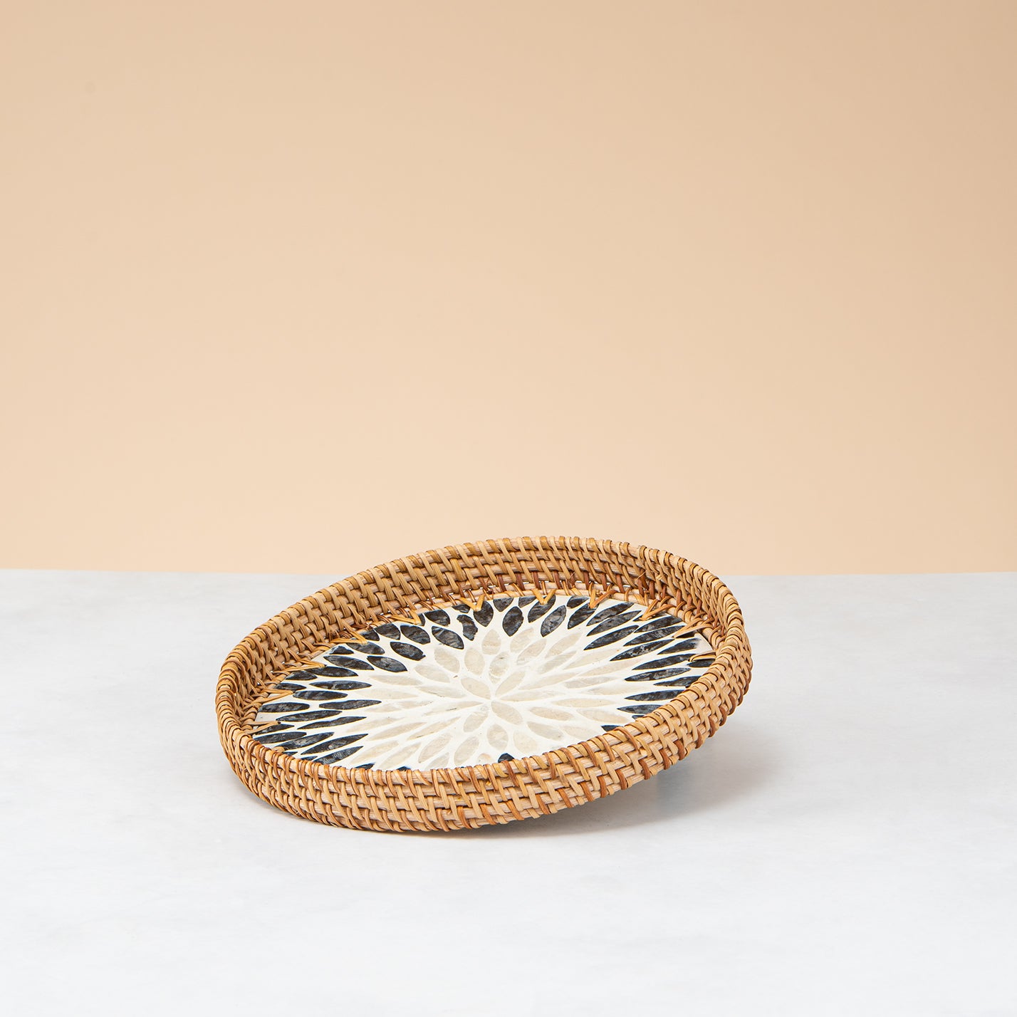 Crafted rattan round tray-blue leaf