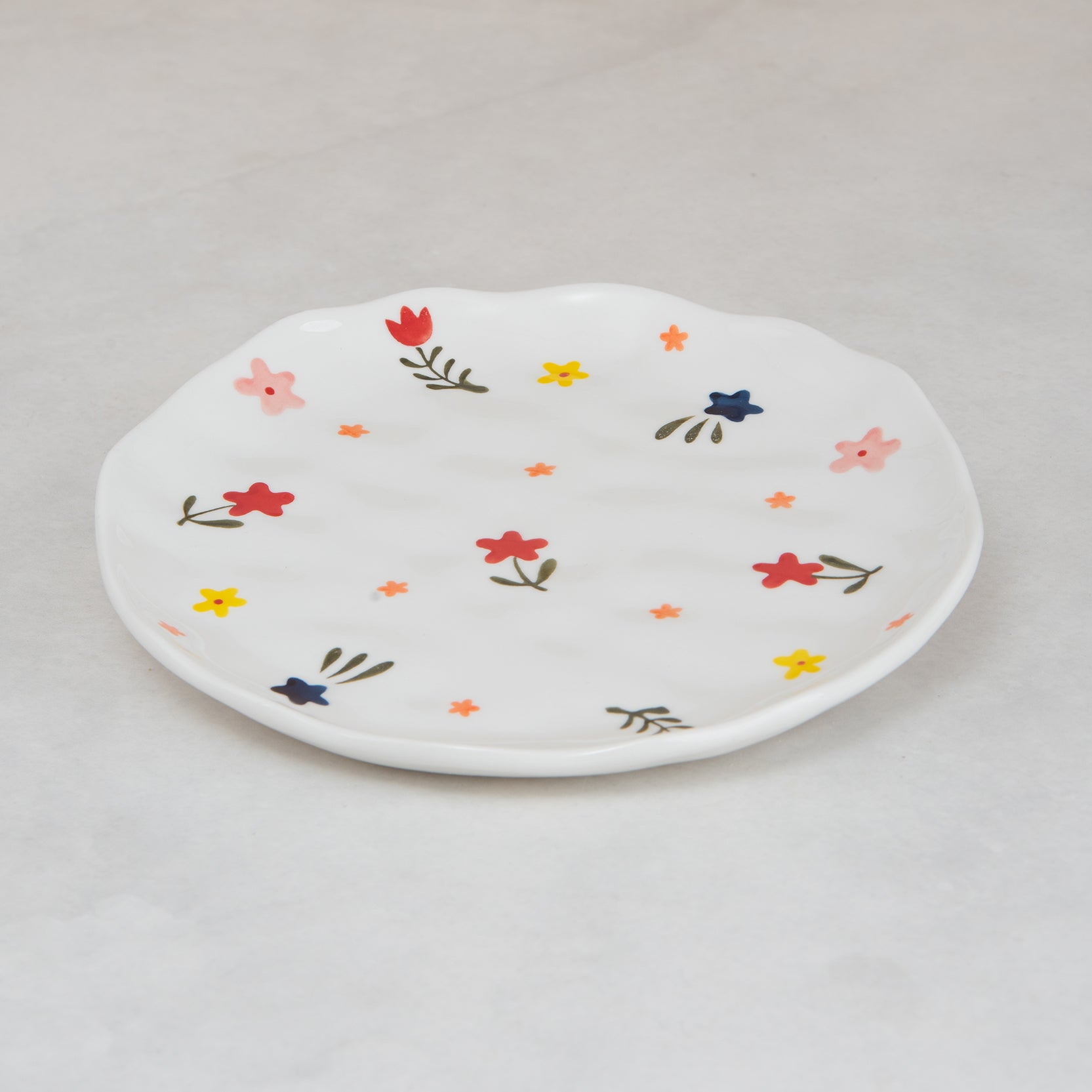 Mini colorful flowers dessert plate