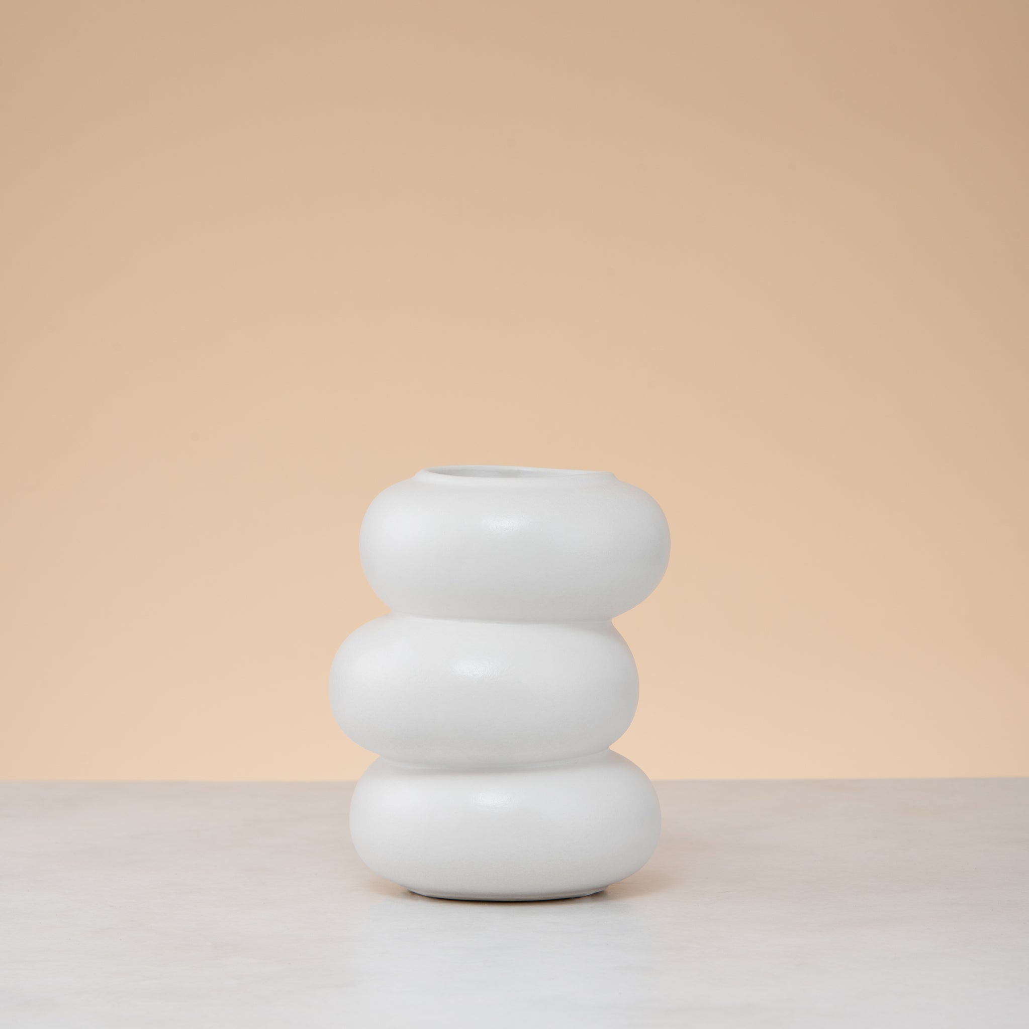 Sand stone ring vase