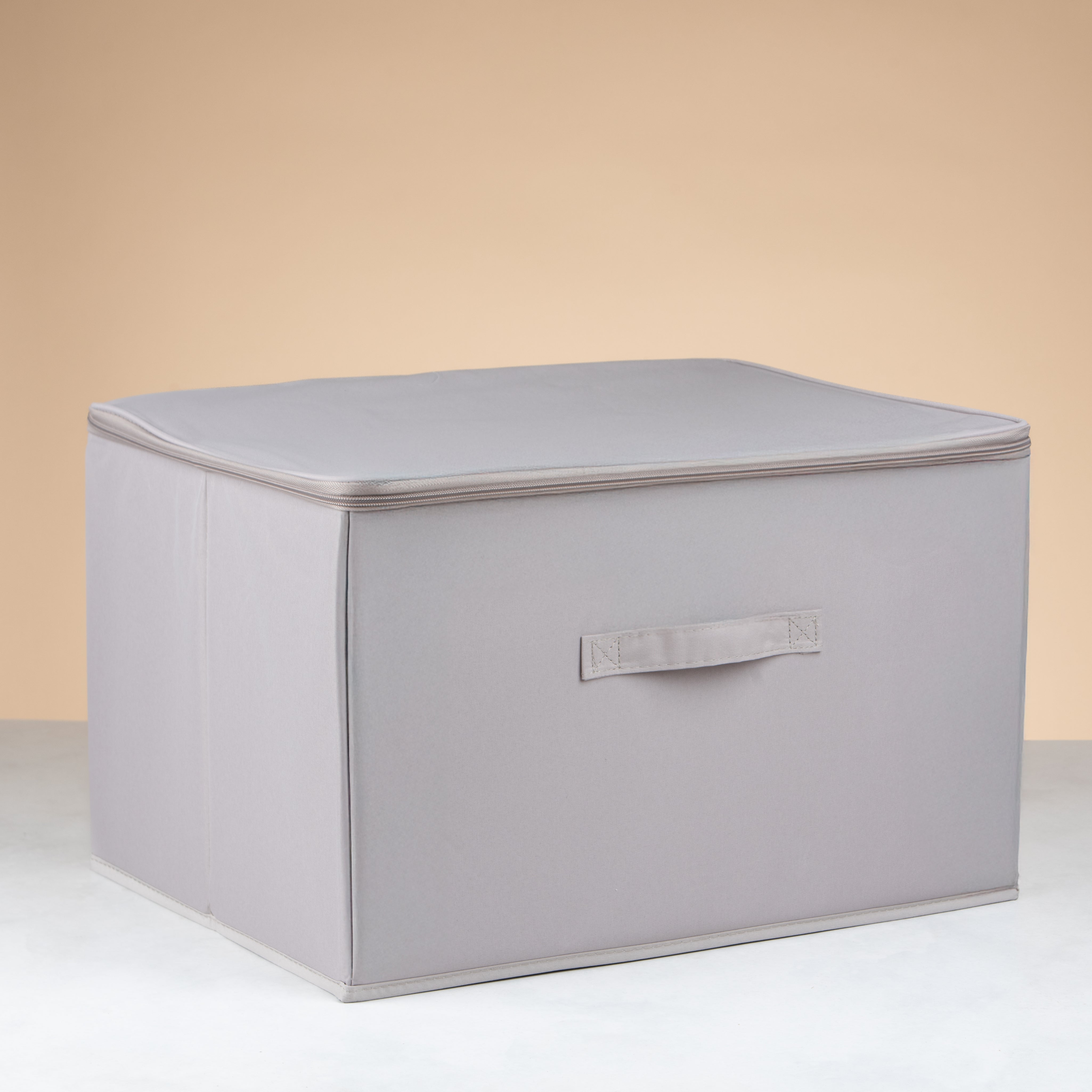 Storage box with cover
