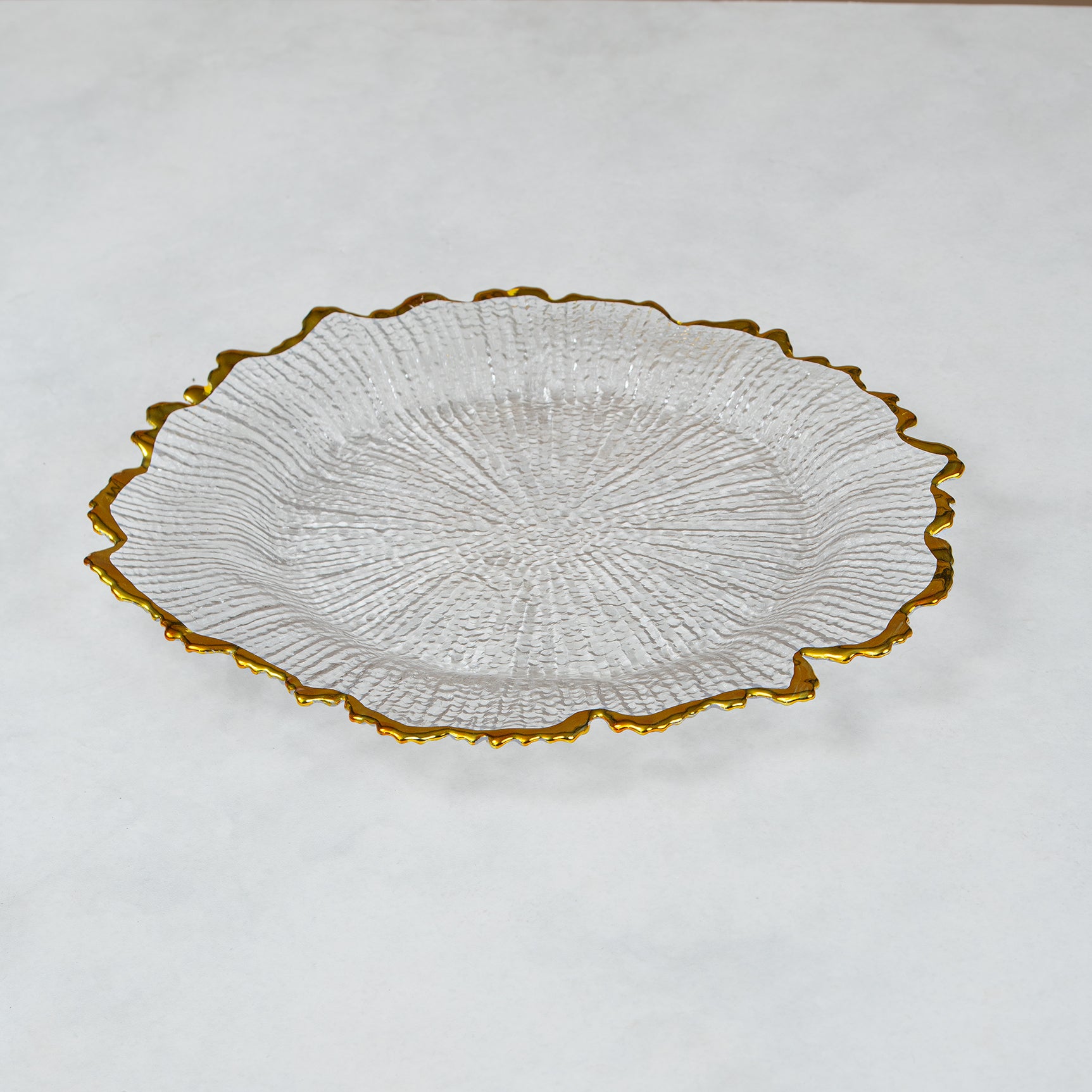 Ruffled Edge Glass Sous-Plate with Gold/Silver Rim