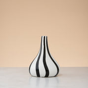 Black & white vase