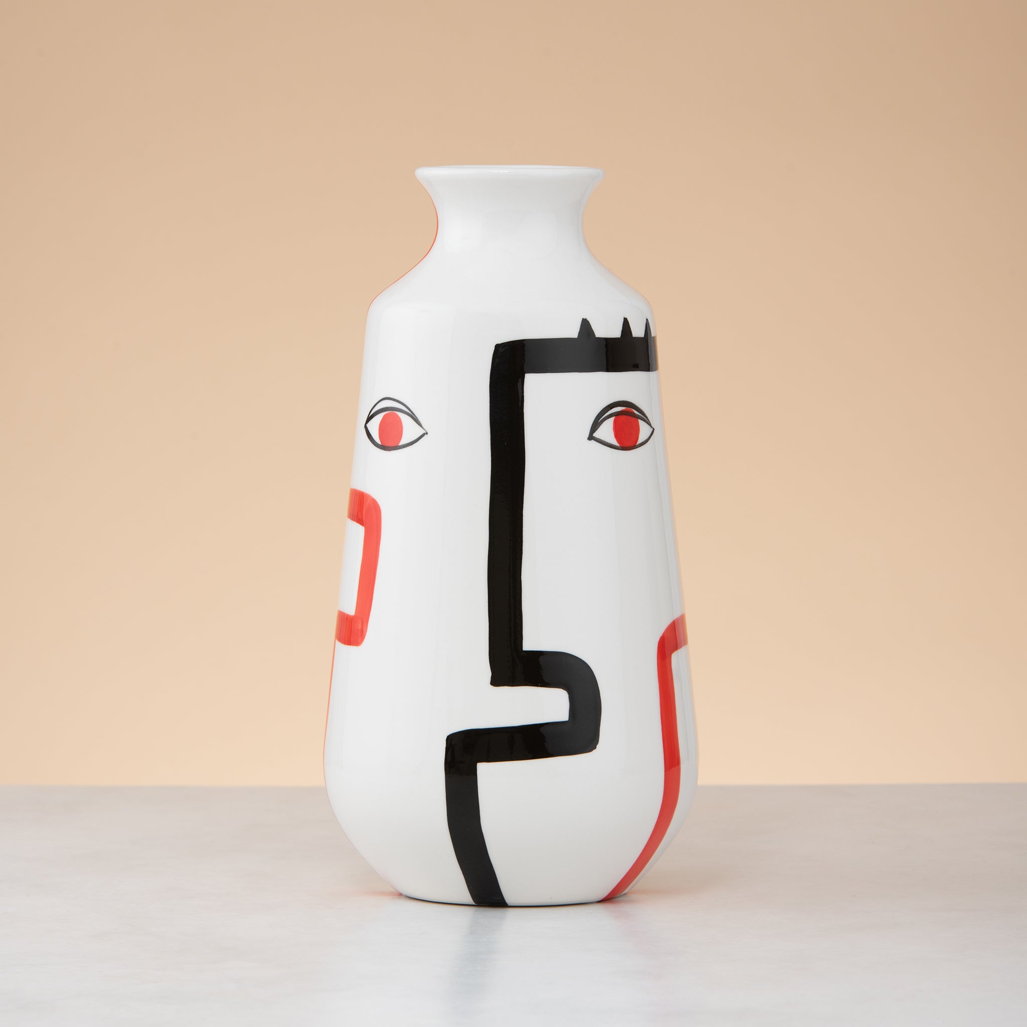 Arty face vase long