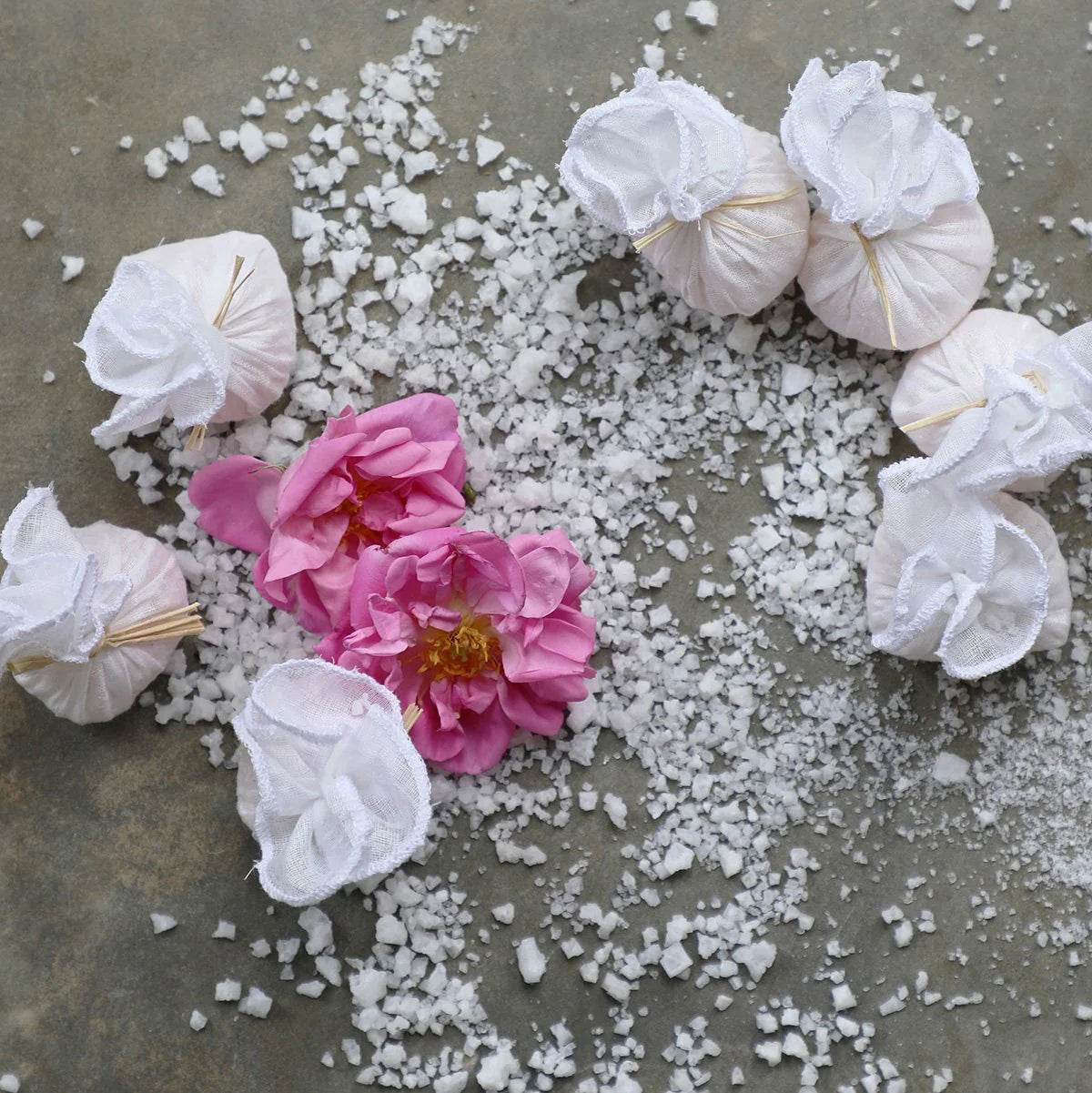 Rose Of Damascus Bath Salt Box - Urban Home