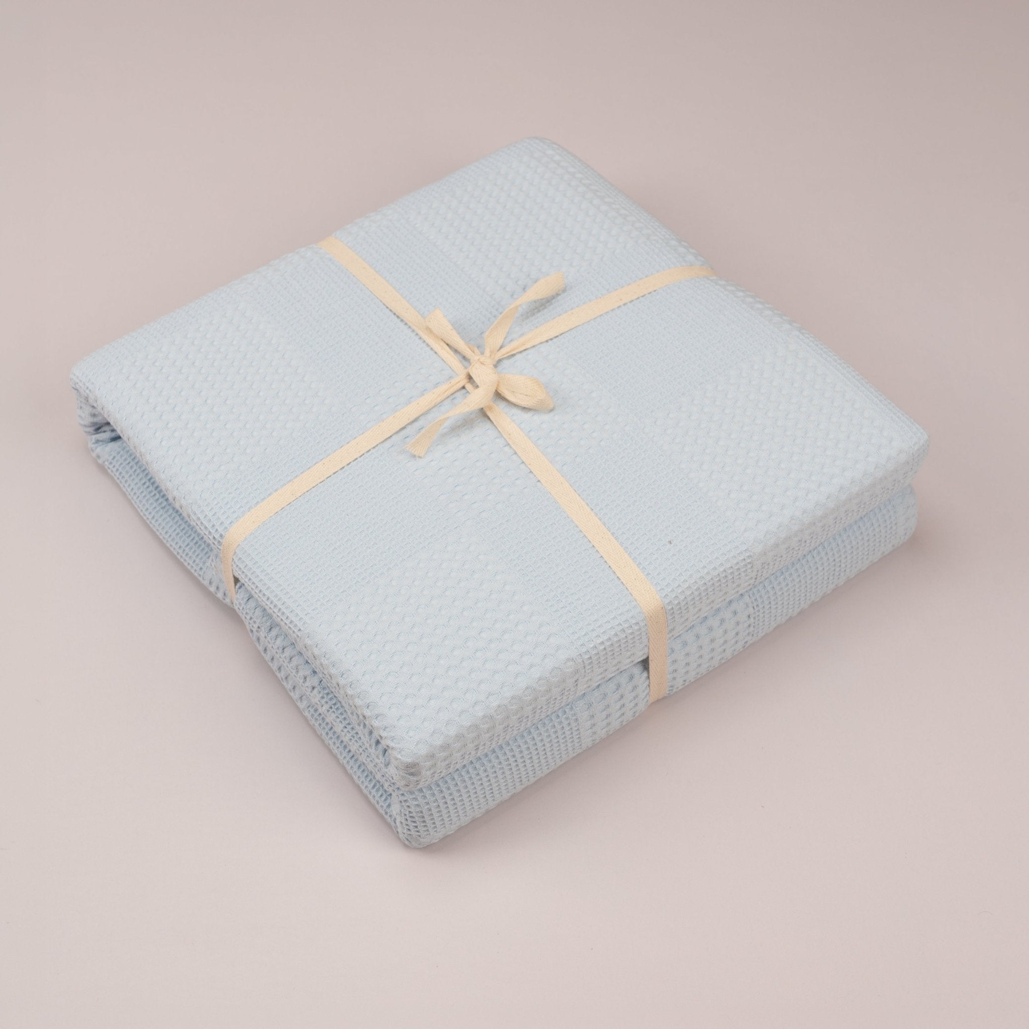 Colorful Waffle cotton blanket ByUrban - Urban Home