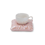 Pearl treasure mug on a plate