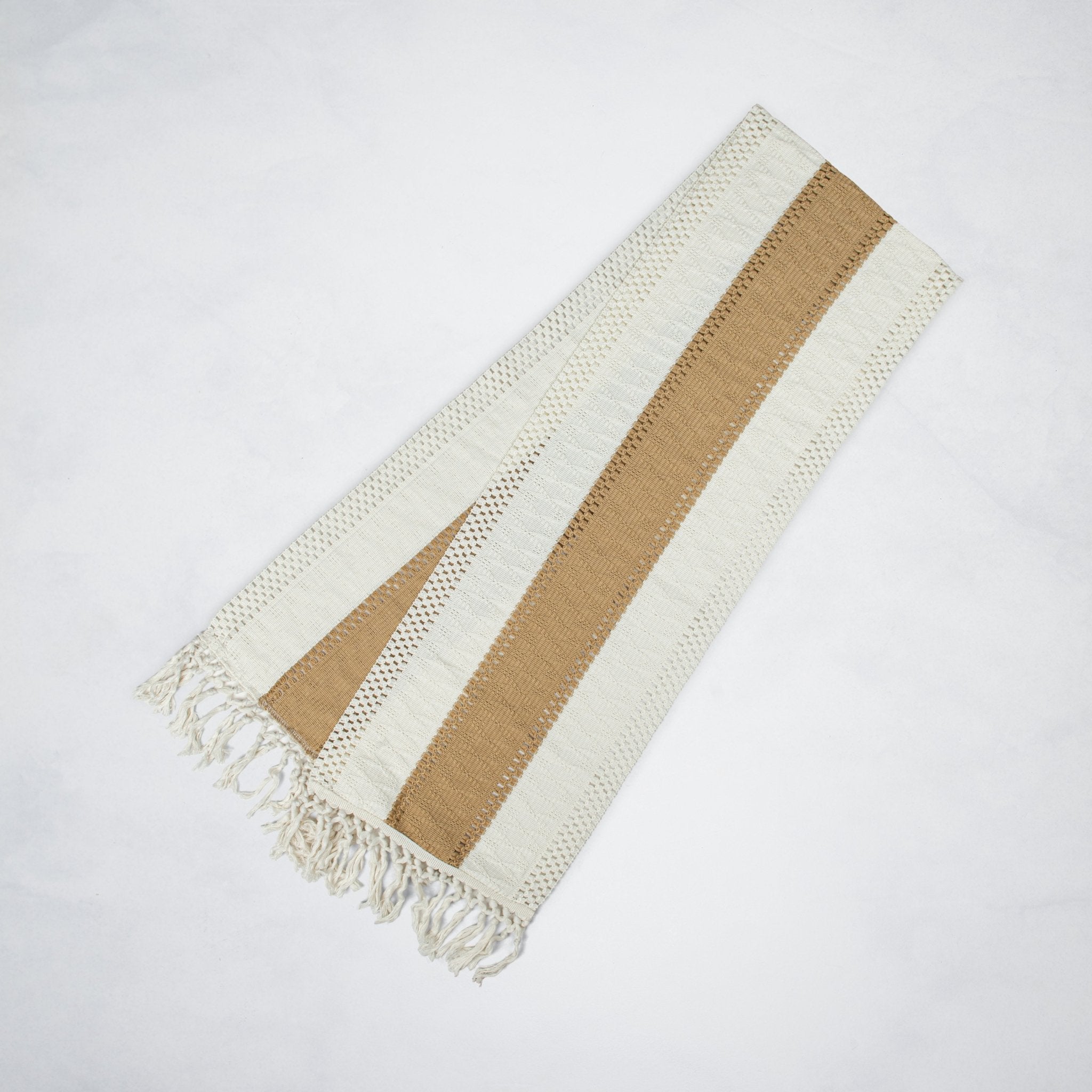 Center Bloom Table Runner - Urban Home