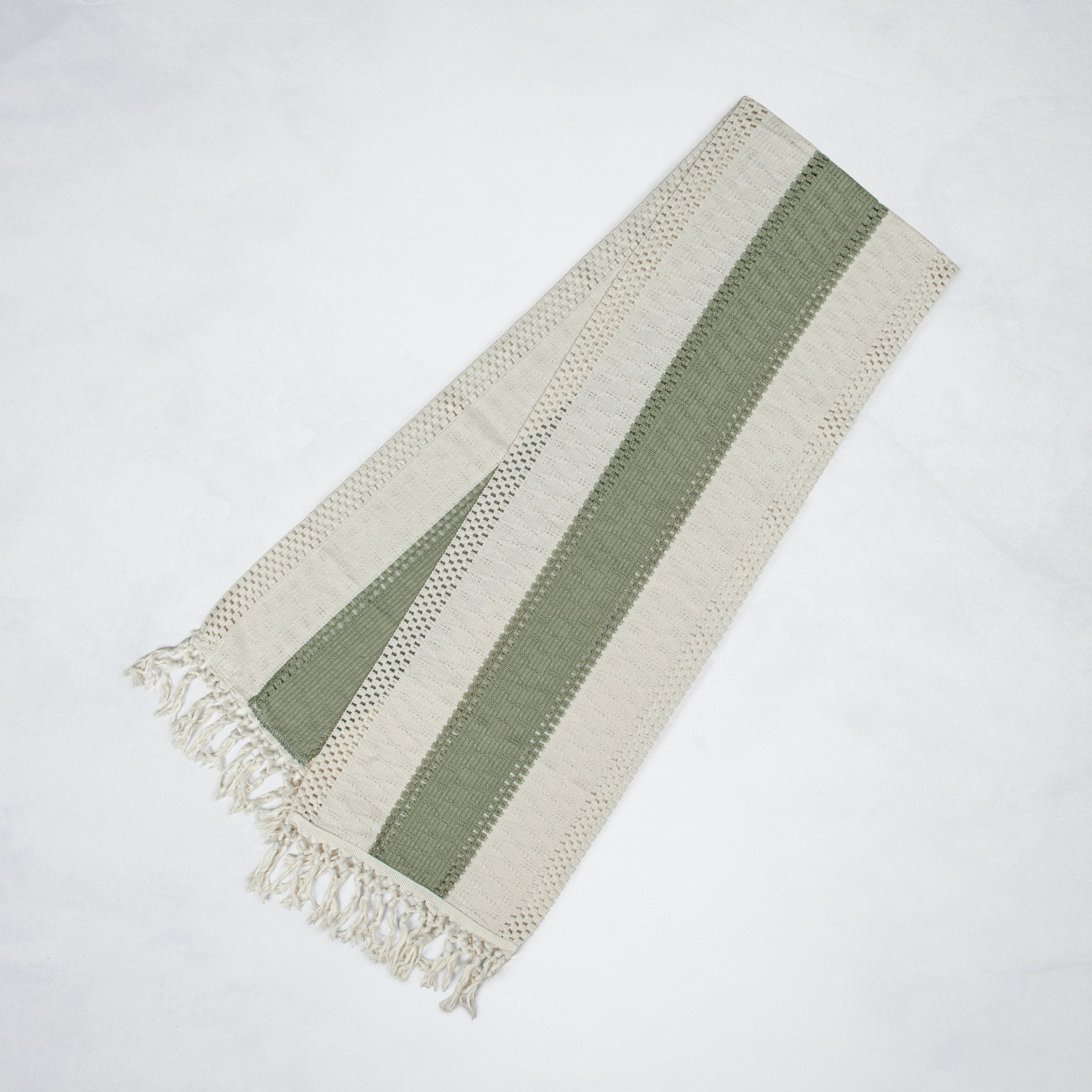 Center Bloom Table Runner - Urban Home