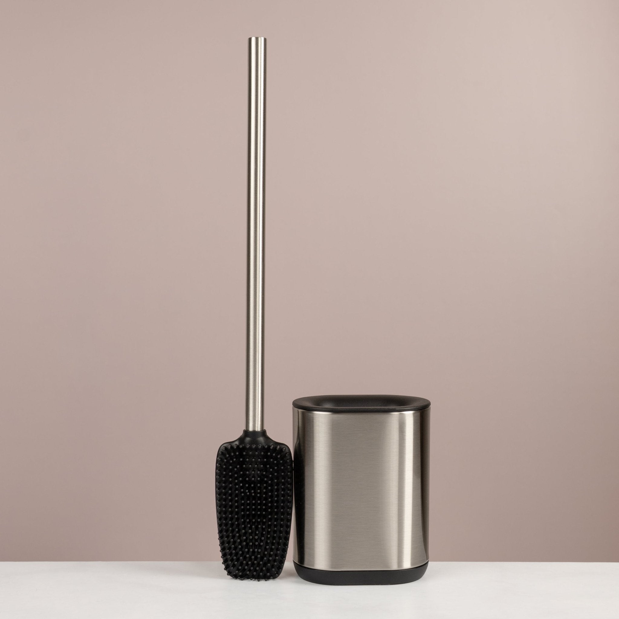 Ovale stainless steel toilet brush - Urban Home