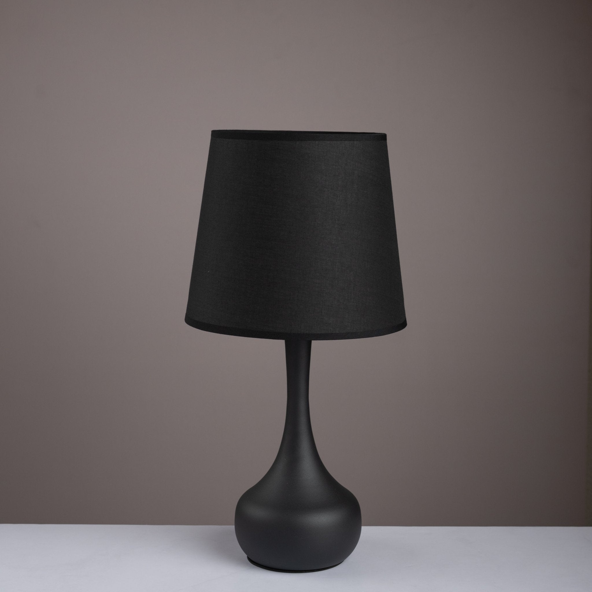 Modern Lamp – Black | Minimal Elegance Lighting - Urban Home
