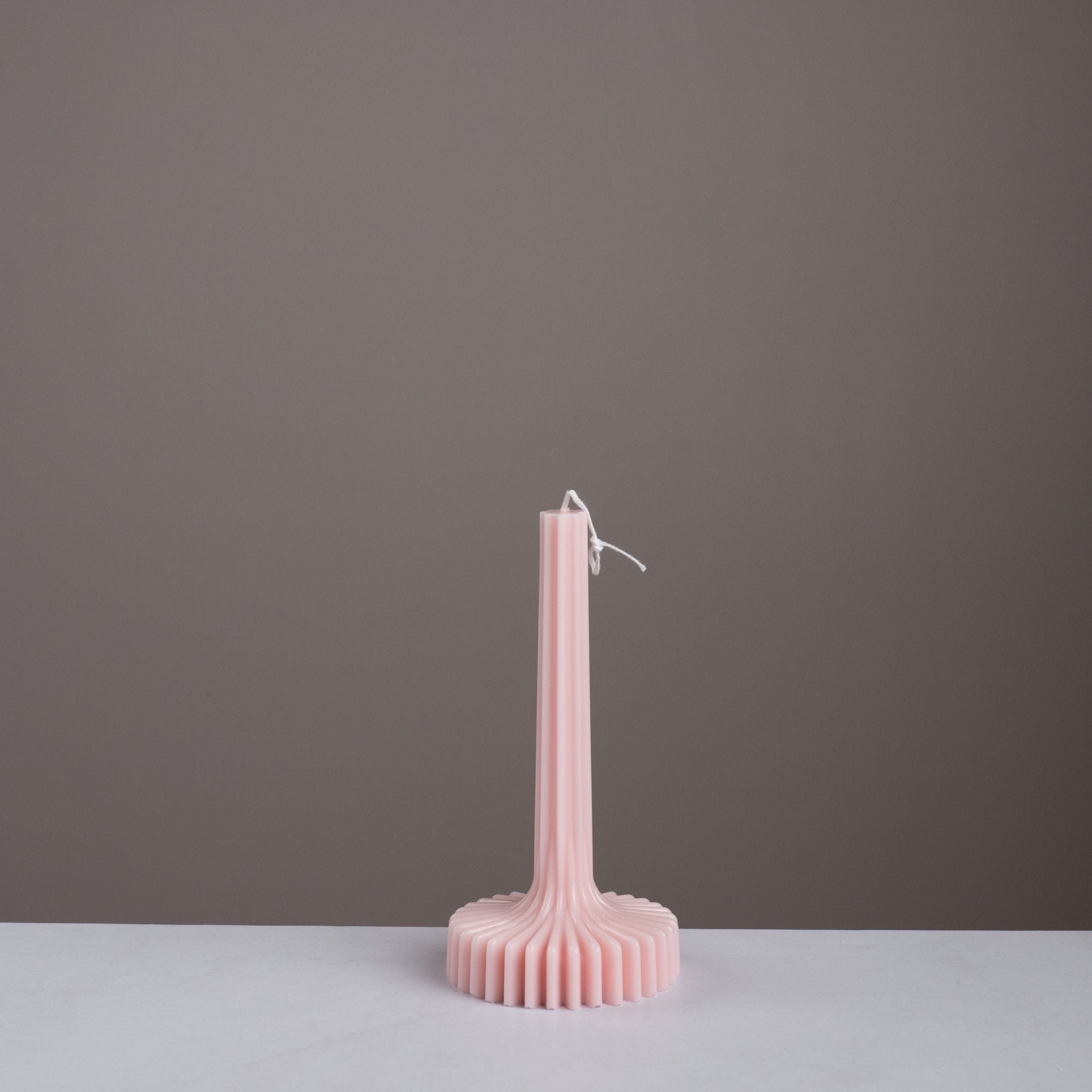 Premium candle - pink - Urban Home