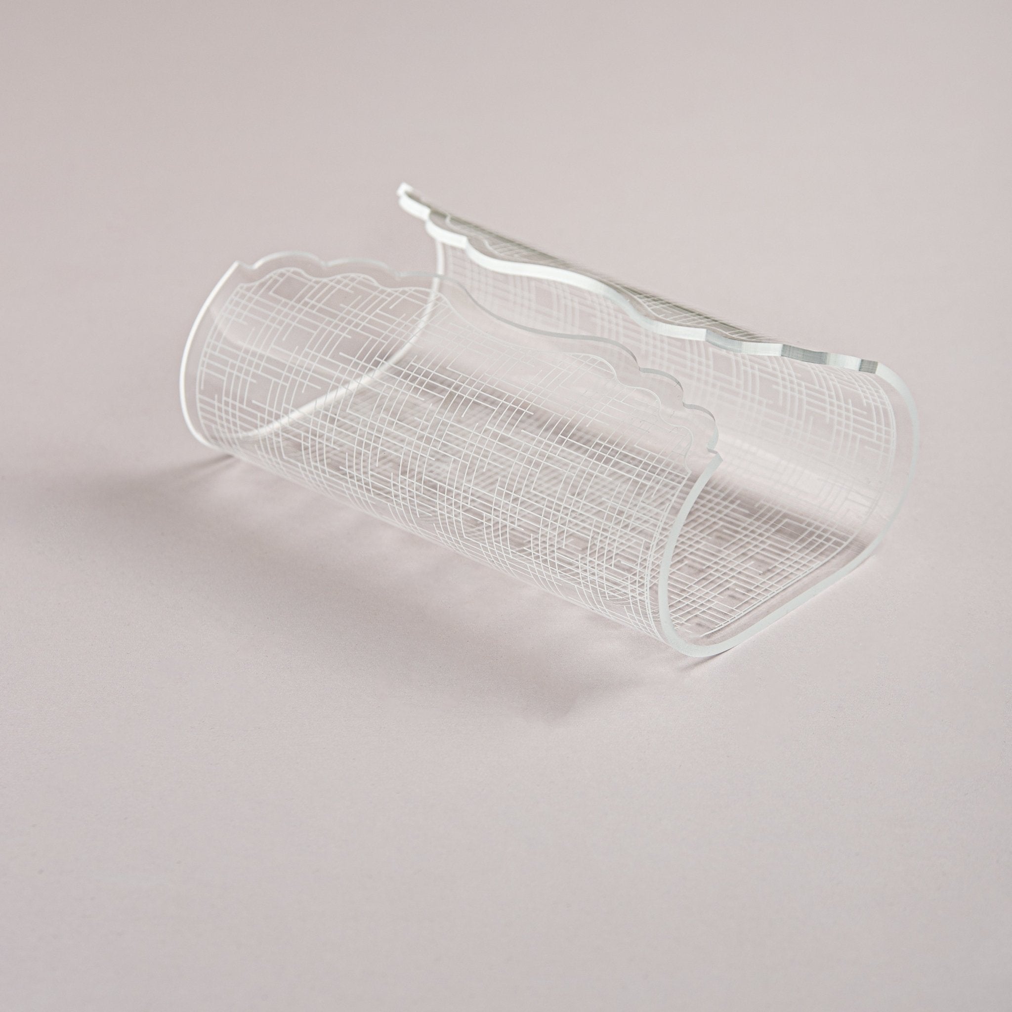 Decorative Etched Plexiglass Napkin Holder – Lattice Design Scalloped Edge - Urban Home