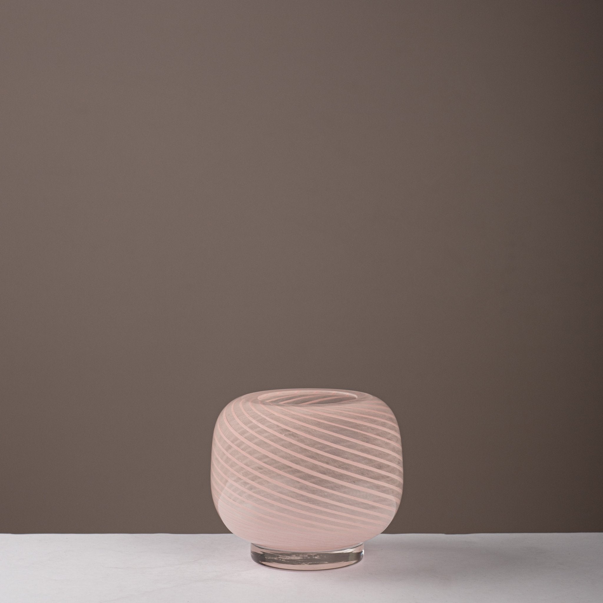 Petal Swirl Glass Bowl - Urban Home