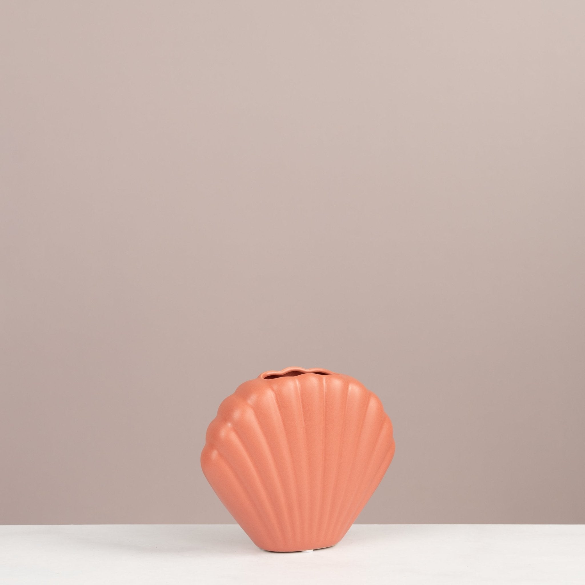 Ceramic Seashell Vase – Minimalist Ribbed Shell Flower Pot - Urban Home