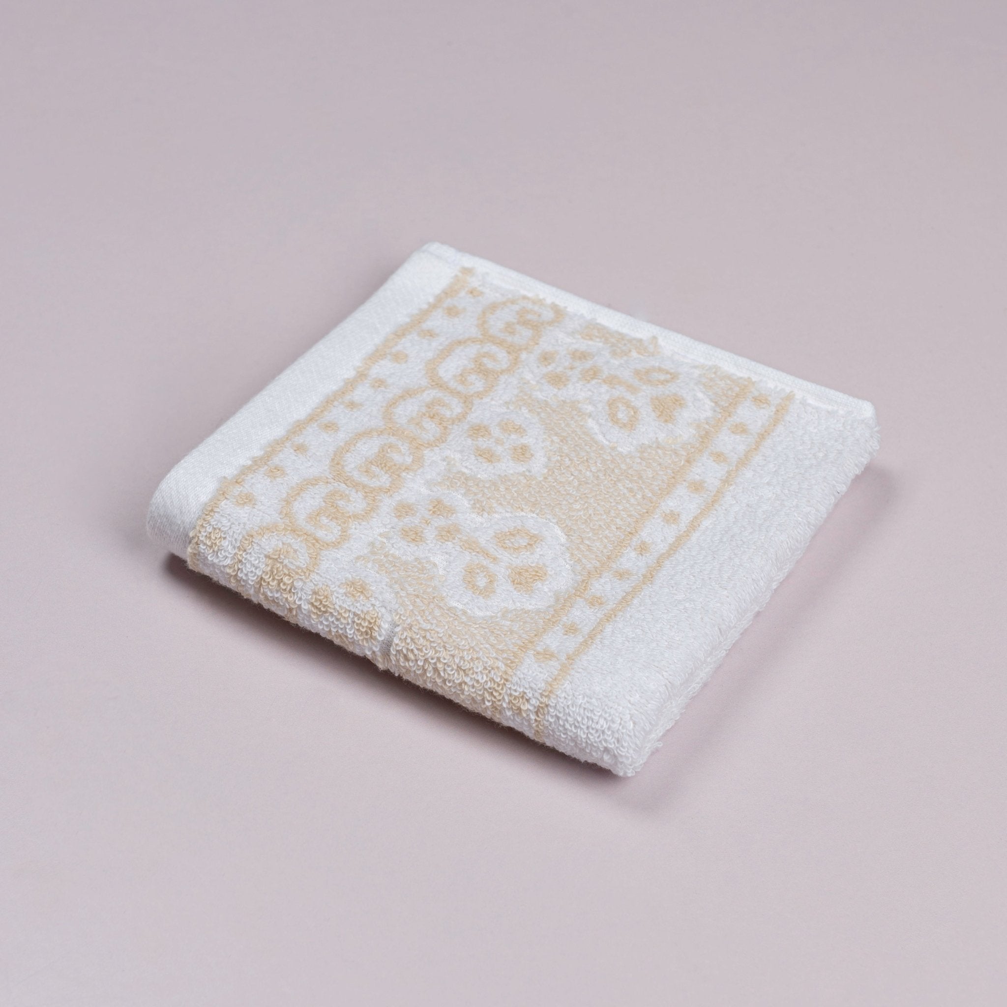 Cannon Jacquard Yarn Dyed Towel – 600 GSM – White - Urban Home