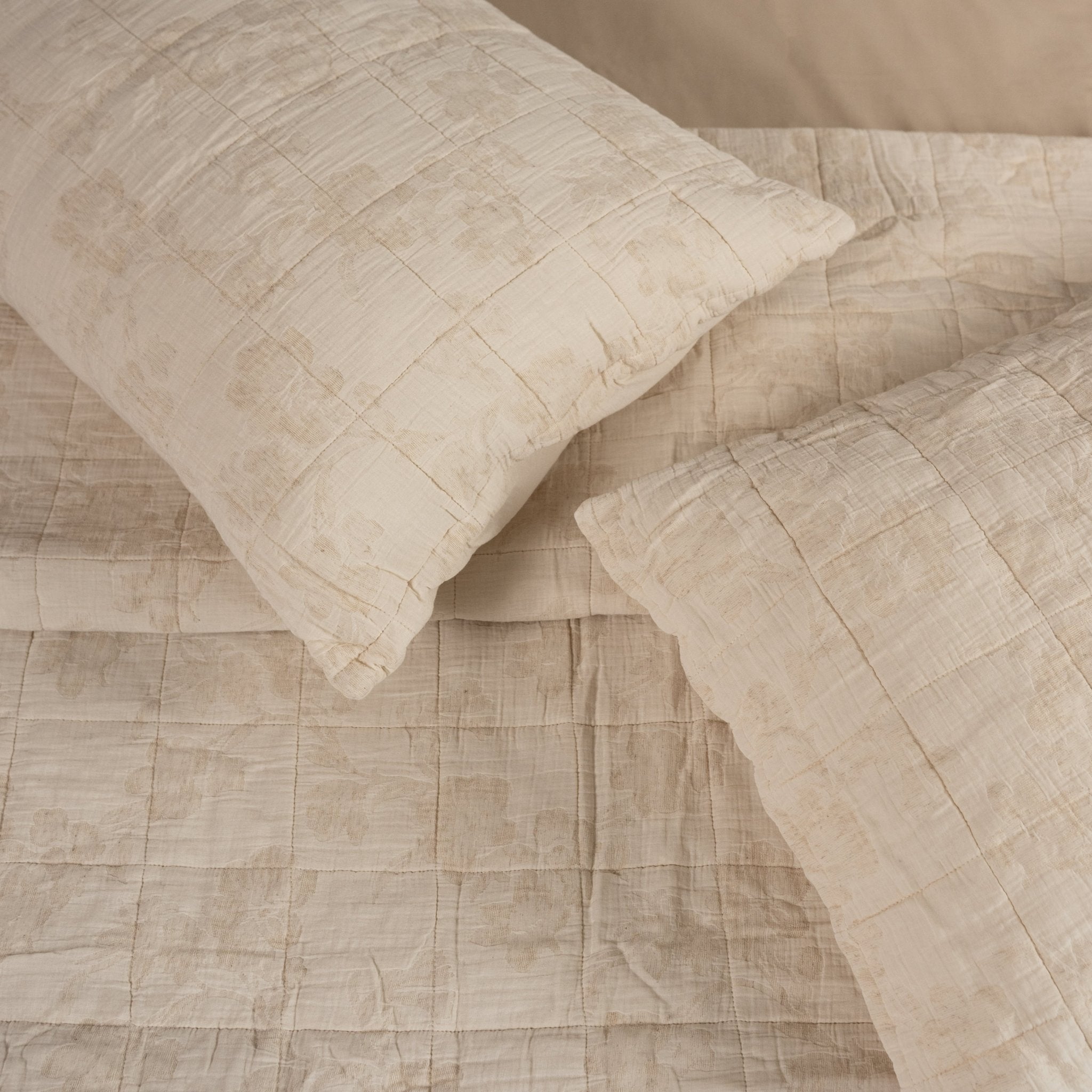 Premium Cotton Matelassé Quilted Bedspread - Urban Home