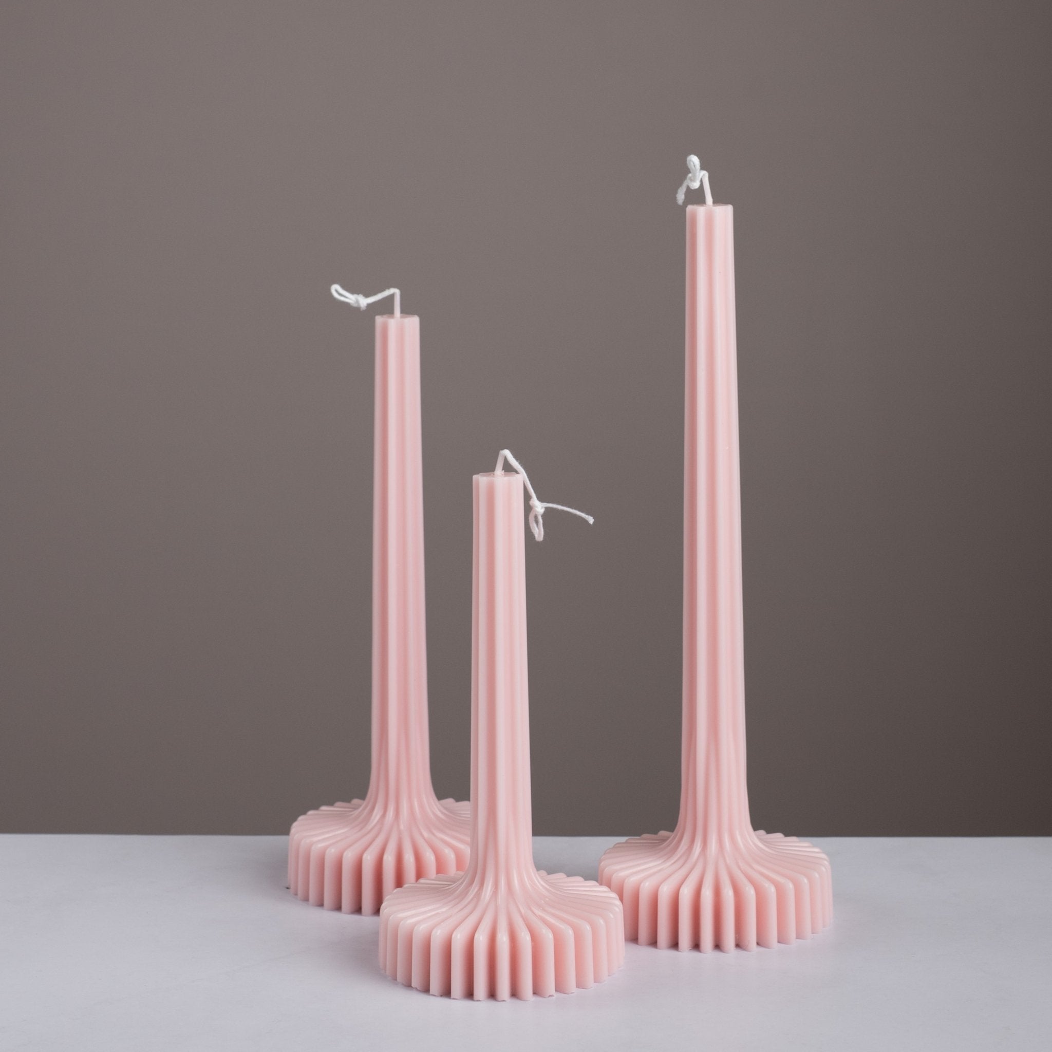Premium candle - pink - Urban Home