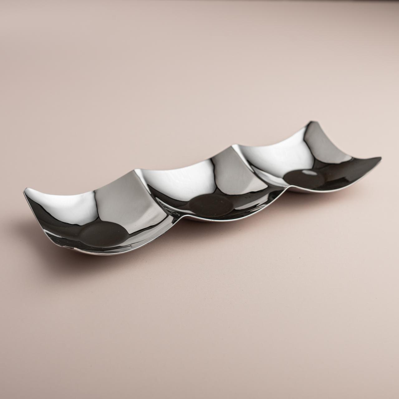Stainless steel serving plate - Urban Home