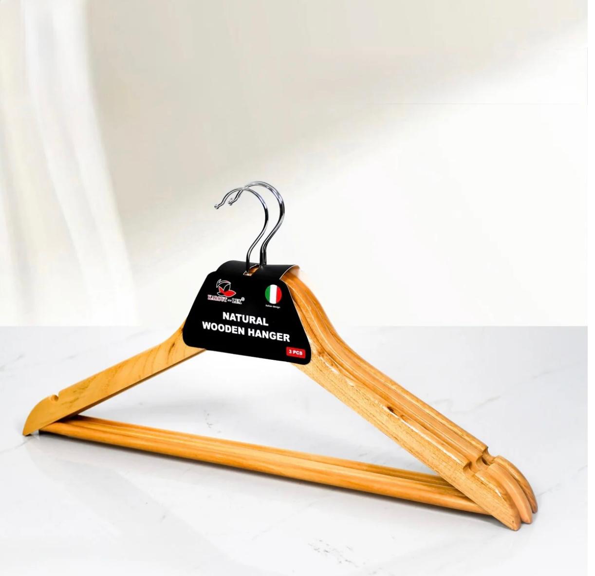 Closet &amp; Hangers